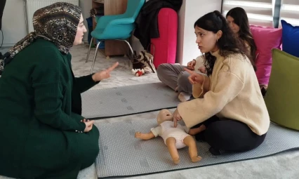 Bartın'da Anne Adaylarına İlkyardım Eğitimi