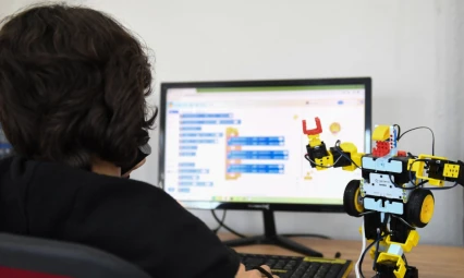 Bartın'da Öğrencilere 'Dijital Dünyayı Güvenli Kullanım' Eğitimi