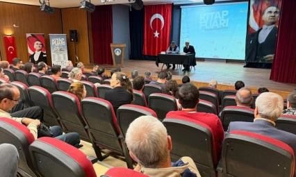 Bartın Kitap Fuarı'nda Edebiyat Dolu Bir Cuma