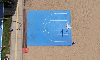 Basketbol sahasında yenileme yapıldı