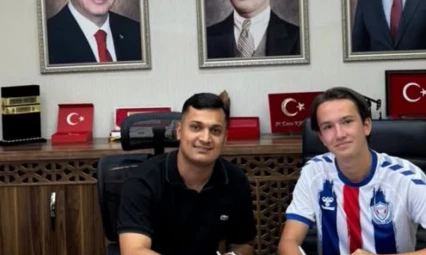 Berkin Kurulan Profesyonel Sözleşmeye İmza Attı