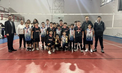 Küçükler Voleybolda İl Şampiyonları Belli Oldu