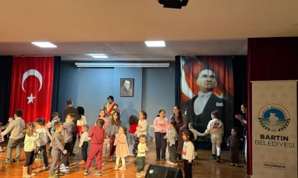 Minikler Karne Tatilini Şenlikle Uğurladı