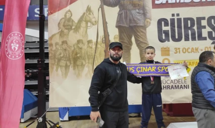 Ulus Çınar Spor Samsun'dan Dereceyle Döndü