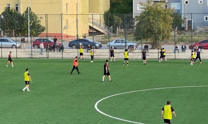 Ulus Çınarspor Hazırlık Maçında Rakibini 2-1'le Geçti
