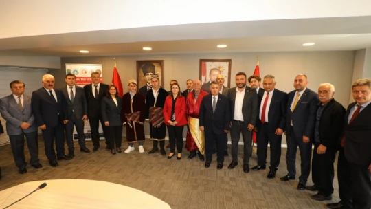 'İlin Ahisi' Ahmet Ayhan oldu