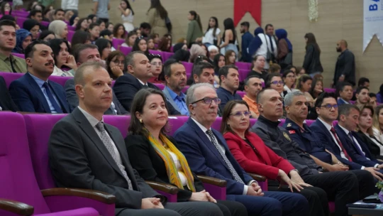 Öğrenciler ve iş dünyası Geleneksel Kariyer Günlerinde buluştu