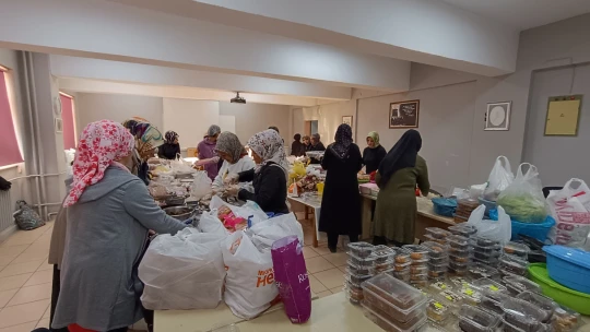 Çaydüzü İlkokulu Kermesi Yoğun İlgi Gördü