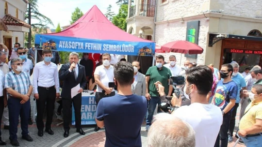 AK Parti, Ayasofya için lokma dağıttı