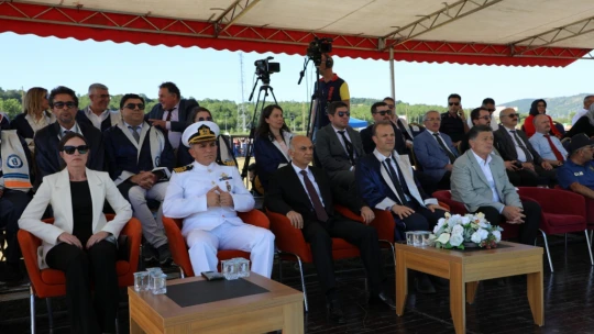 BARÜ'de mezuniyet coşkusu