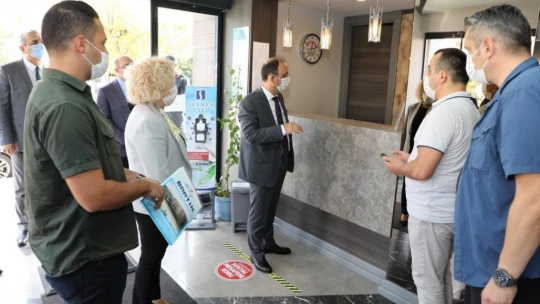 Güner'den Amasra'da korona denetimleri