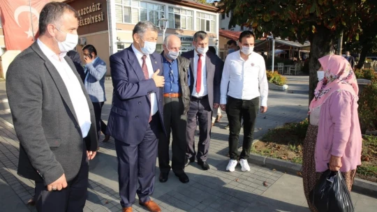Başkan Akın, Kozcağız beldesinde esnaf gezdi