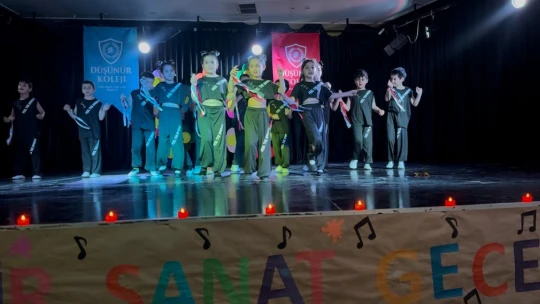 Düşünür Koleji'nden Kültür ve Sanat Dolu Gece