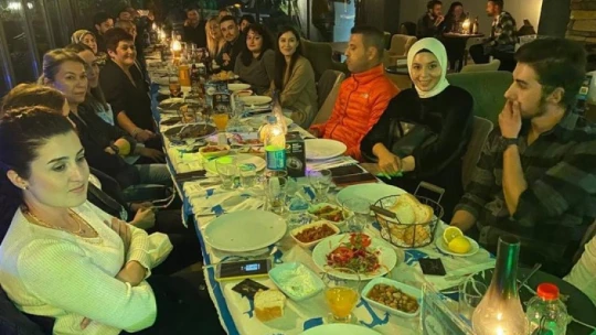 Meslektaşlarından Serap Günaltay'a vefa gecesi