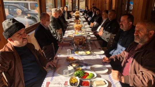 ORMAN KÖYLÜSÜNDEN DEPOLARIN TAŞINMASINA TEPKİ