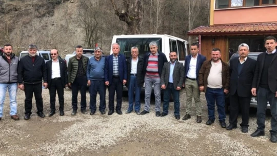ORMAN KÖYLÜSÜNDEN DEPOLARIN TAŞINMASINA TEPKİ