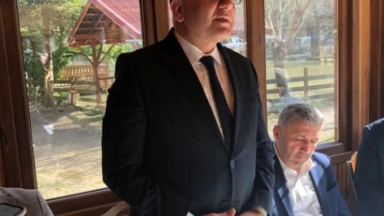ORMAN KÖYLÜSÜNDEN DEPOLARIN TAŞINMASINA TEPKİ