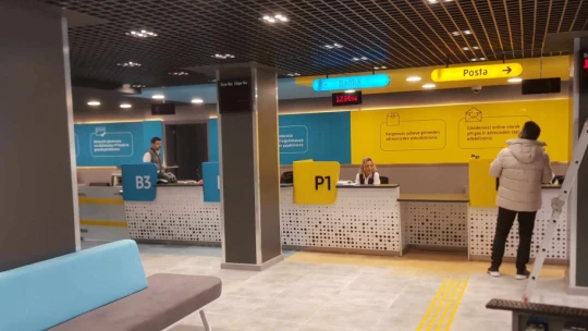 PTT merkez müdürlüğü aynı yerinde hizmette!