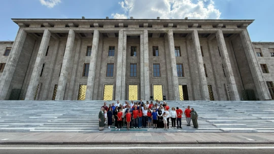 Aldatmaz, özel çocukları ve ailelerini TBMM'de ağırladı