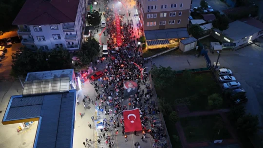 19 Mayıs coşkusu sokaklara taştı
