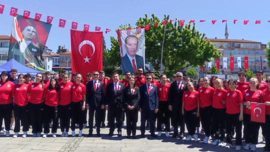 Bartın 19 Mayıs'ı coşkuyla kutladı