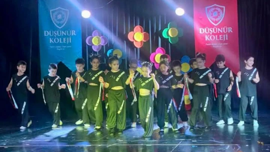 Düşünür Koleji'nden Kültür ve Sanat Dolu Gece