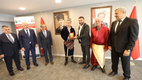 'İlin Ahisi' Ahmet Ayhan oldu