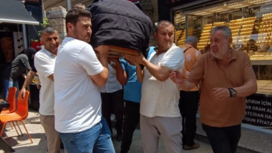 Doğan Kemik Son Yolculuğuna Uğurlandı
