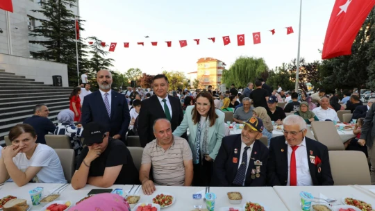 Şehit ve Gazilerimiz Onuruna Vefa Yemeği
