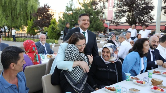 Şehit ve Gazilerimiz Onuruna Vefa Yemeği