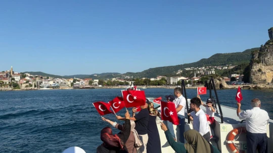 15 Temmuz'da Dalga Dalga Minnet