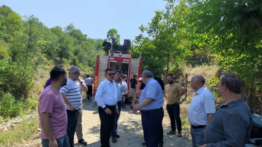 Kozcağız Aşağıdere'de çıkan yangın hızlı müdahaleyle söndürüldü