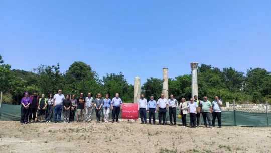 Amasra'da tarihe ışık tutan kazılar yerinde incelendi