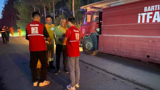 Havadan Karadan Müdahale Bartın'da Yangın Söndürüldü