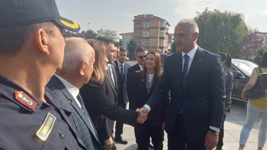 Bakan Ersoy Bartın Valiliğini Ziyaret Etti