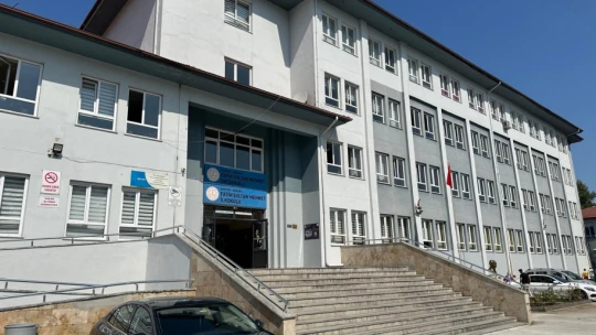Amasra'daki eğitim kurumları yeni döneme doğalgazla girecek