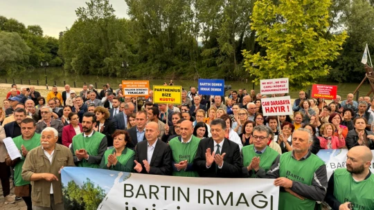 CAM VE BETON DUVARLARA KARŞI İMZA KAMPANYASI