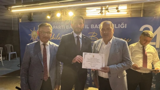 Emek Verenlere Plaket Takdim Edildi