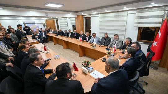 'Milletimiz hizmet siyasetinden vazgeçmedi'