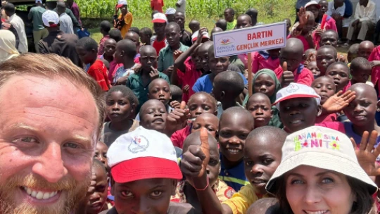 Bartın Gençlik Merkezi'nden Uganda'ya 'Bir Damla Umut'