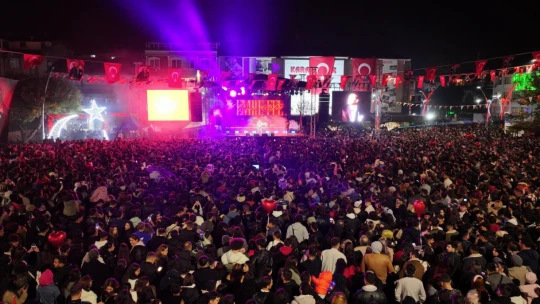 Cumhuriyet Coşkusu Sokaklara Sığmadı!