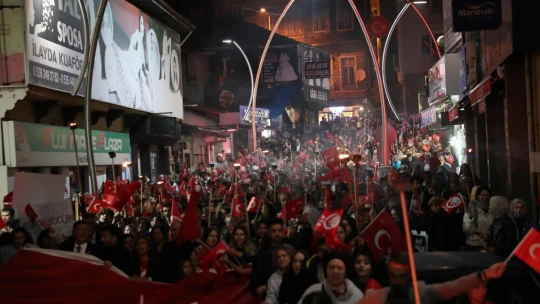 Cumhuriyet Coşkusu Sokaklara Sığmadı!