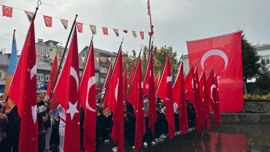 102. Yıl Kutlamaları Çelenk Sunma Töreniyle Başladı