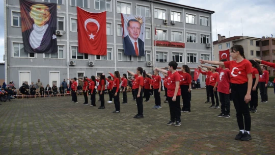 Amasra'dan Ulus'a, Kurucaşile'ye Cumhuriyet Bayramı Coşkuyla Kutlandı
