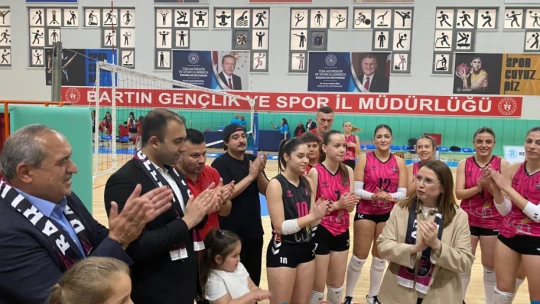 Bartın'da Tribünler Coştu