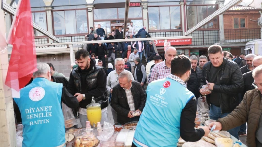 Bartın'da Filistin İçin Kardeşlik Çarşısı