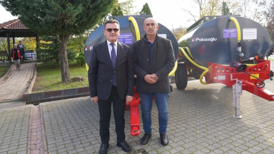 96 Çiftçiye Basınçlı Su Tankeri