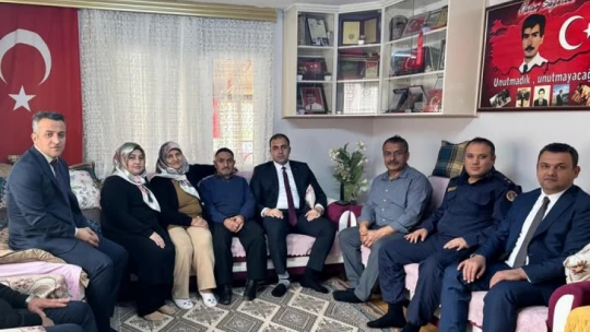 Öğretmenler Günü Bartın'da Coşkuyla ve Vefayla Kutlandı