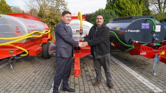 96 Çiftçiye Basınçlı Su Tankeri