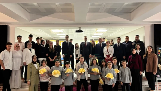 Öğretmenler Günü Bartın'da Coşkuyla ve Vefayla Kutlandı